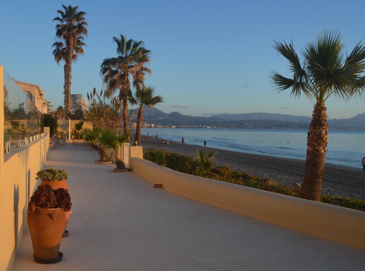 Excepcional Apartamento Amanecer Al Borde De Playa Y Mar, En Chalet Roquetes アリカンテ エクステリア 写真