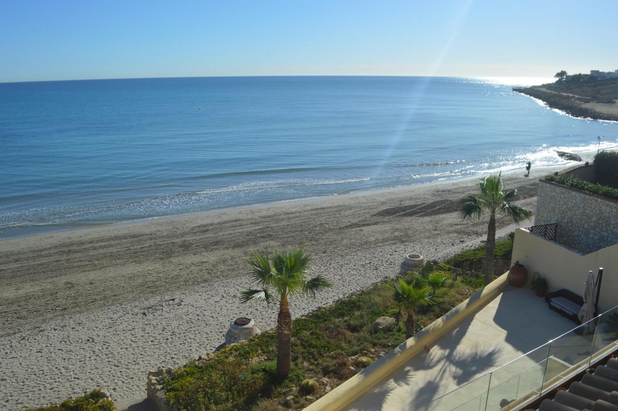 Excepcional Apartamento Amanecer Al Borde De Playa Y Mar, En Chalet Roquetes アリカンテ エクステリア 写真