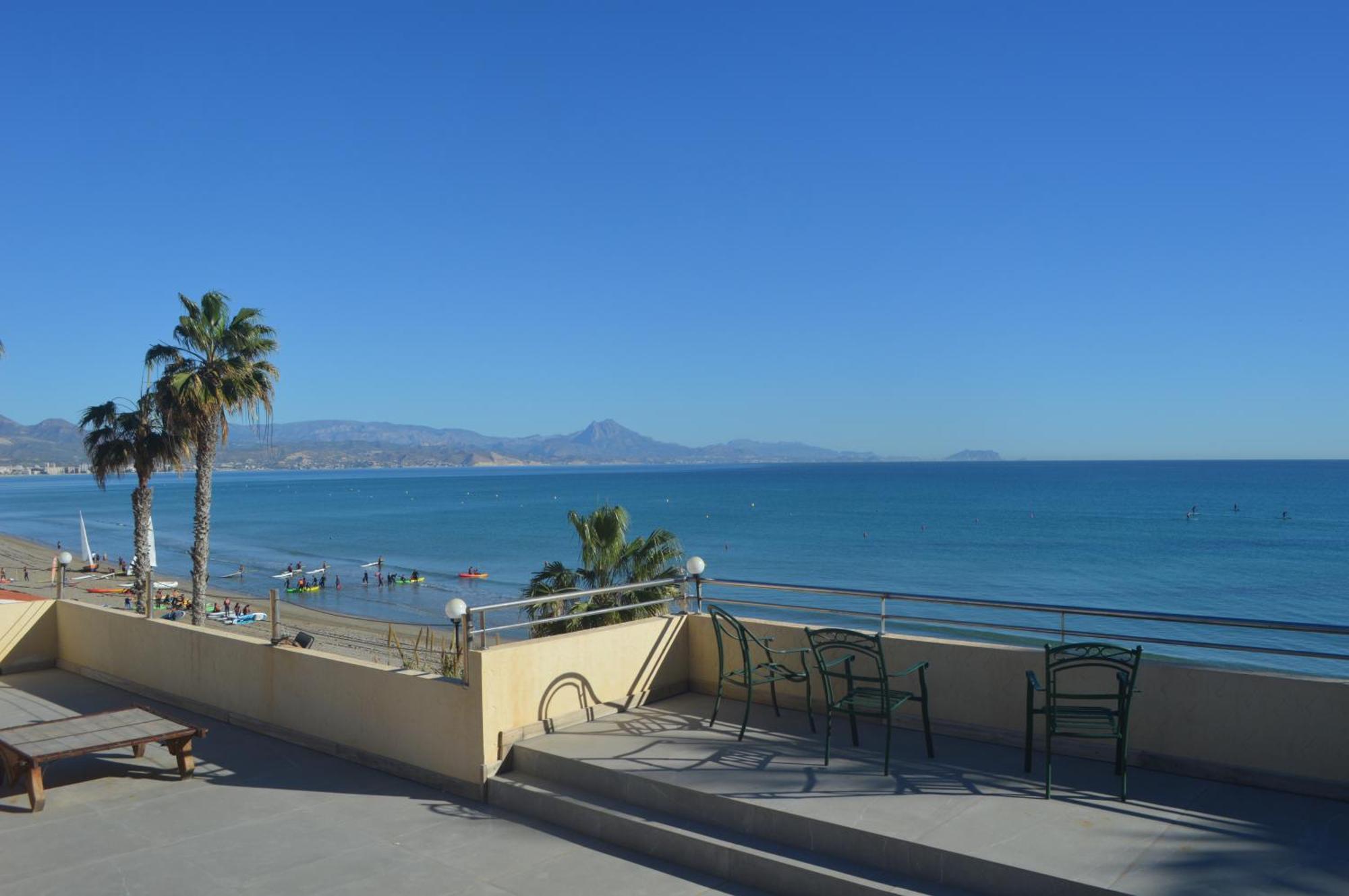 Excepcional Apartamento Amanecer Al Borde De Playa Y Mar, En Chalet Roquetes アリカンテ エクステリア 写真